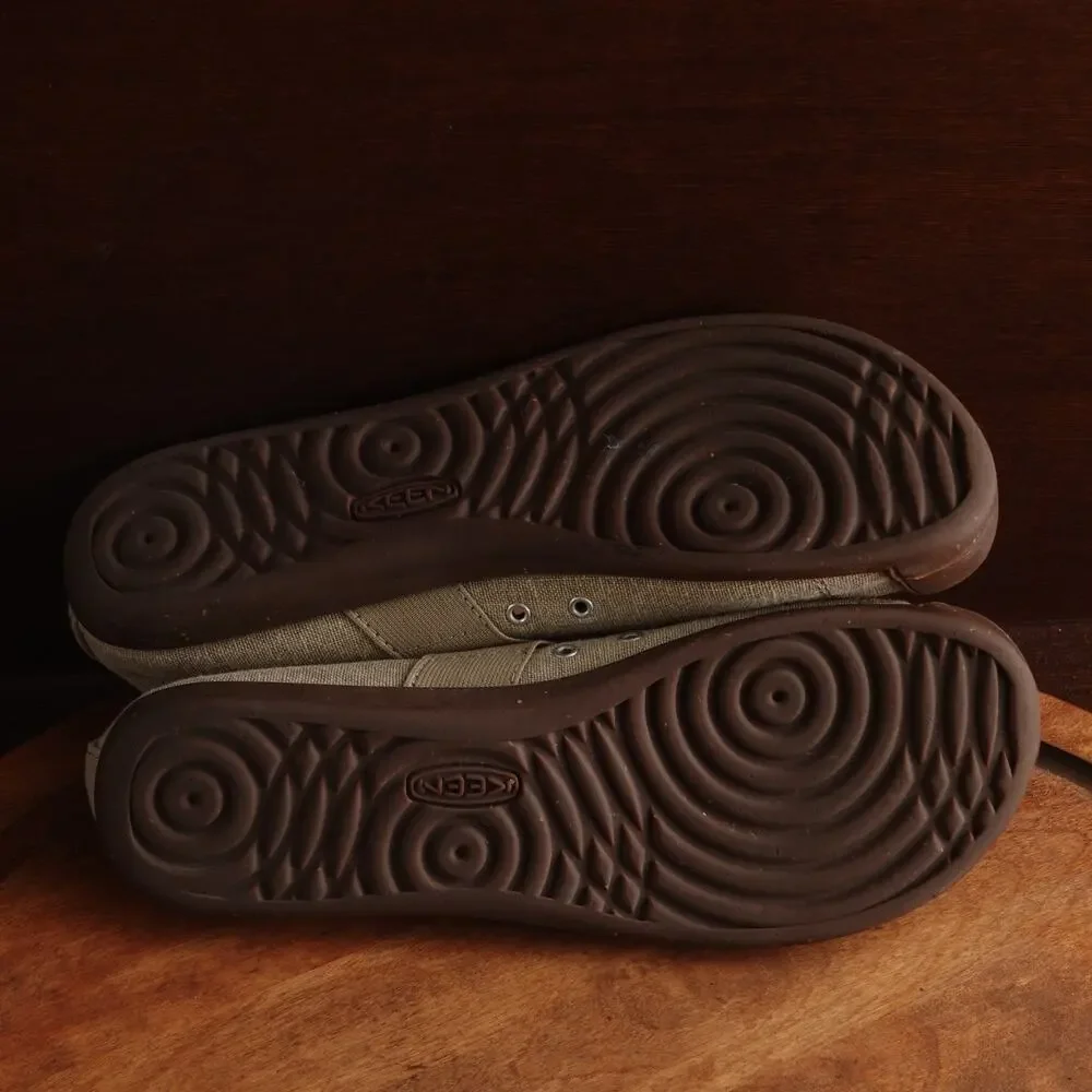 Keen Flats Womens Size 10 Beige Sienna Canvas Mary Jane Slip On Casual Shoes